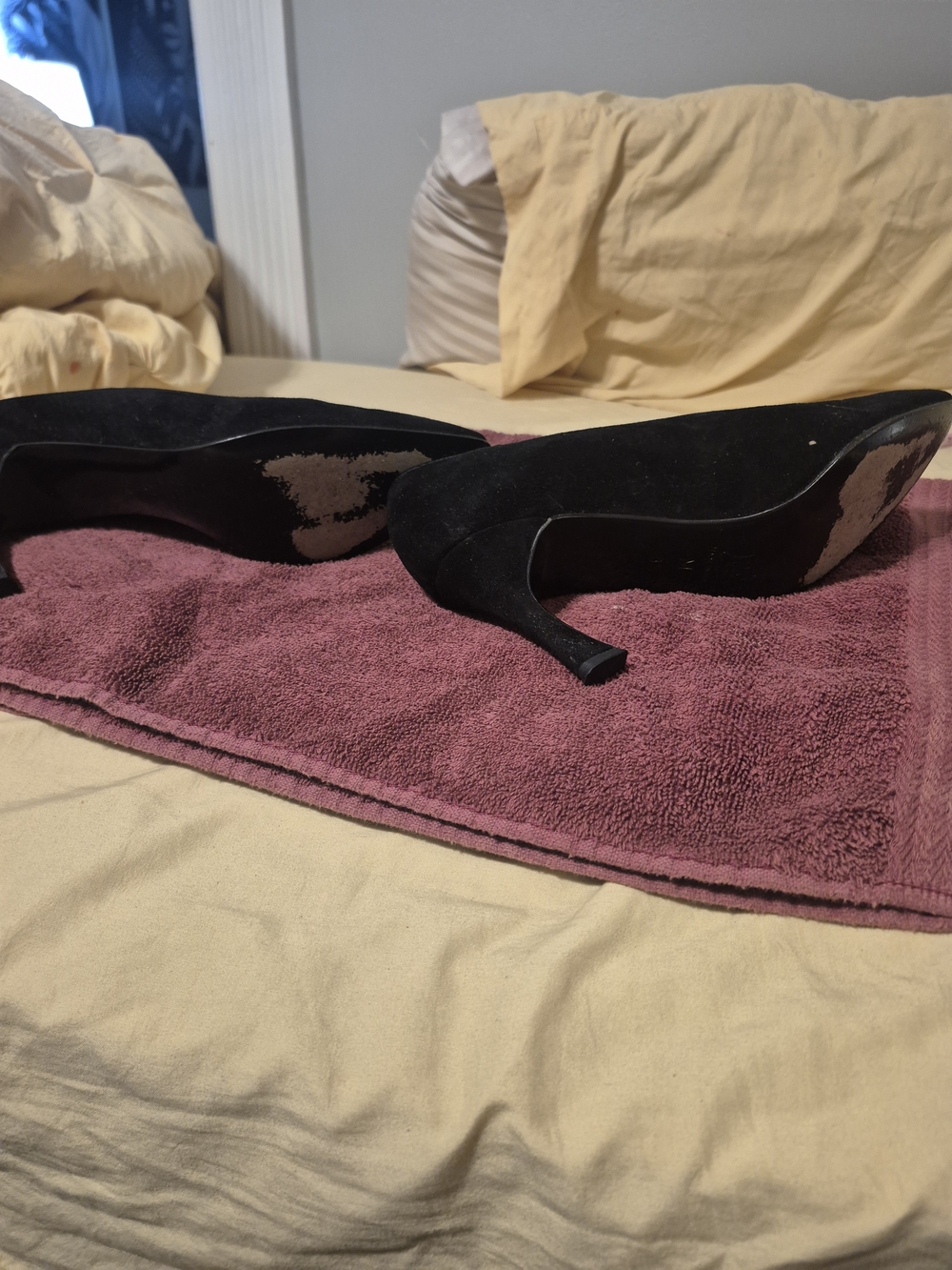 Vintage Yves Saint Laurent Black Suede Pointed-Toe Pumps - Picture 8 of 13